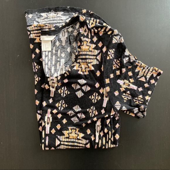 Black patterned shirt - Picture 2 of 4